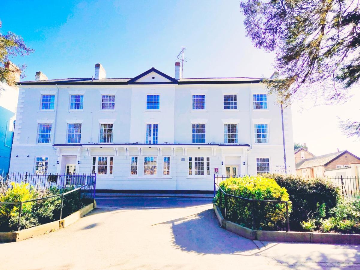 איבשאם The Northwick Arms Hotel מראה חיצוני תמונה