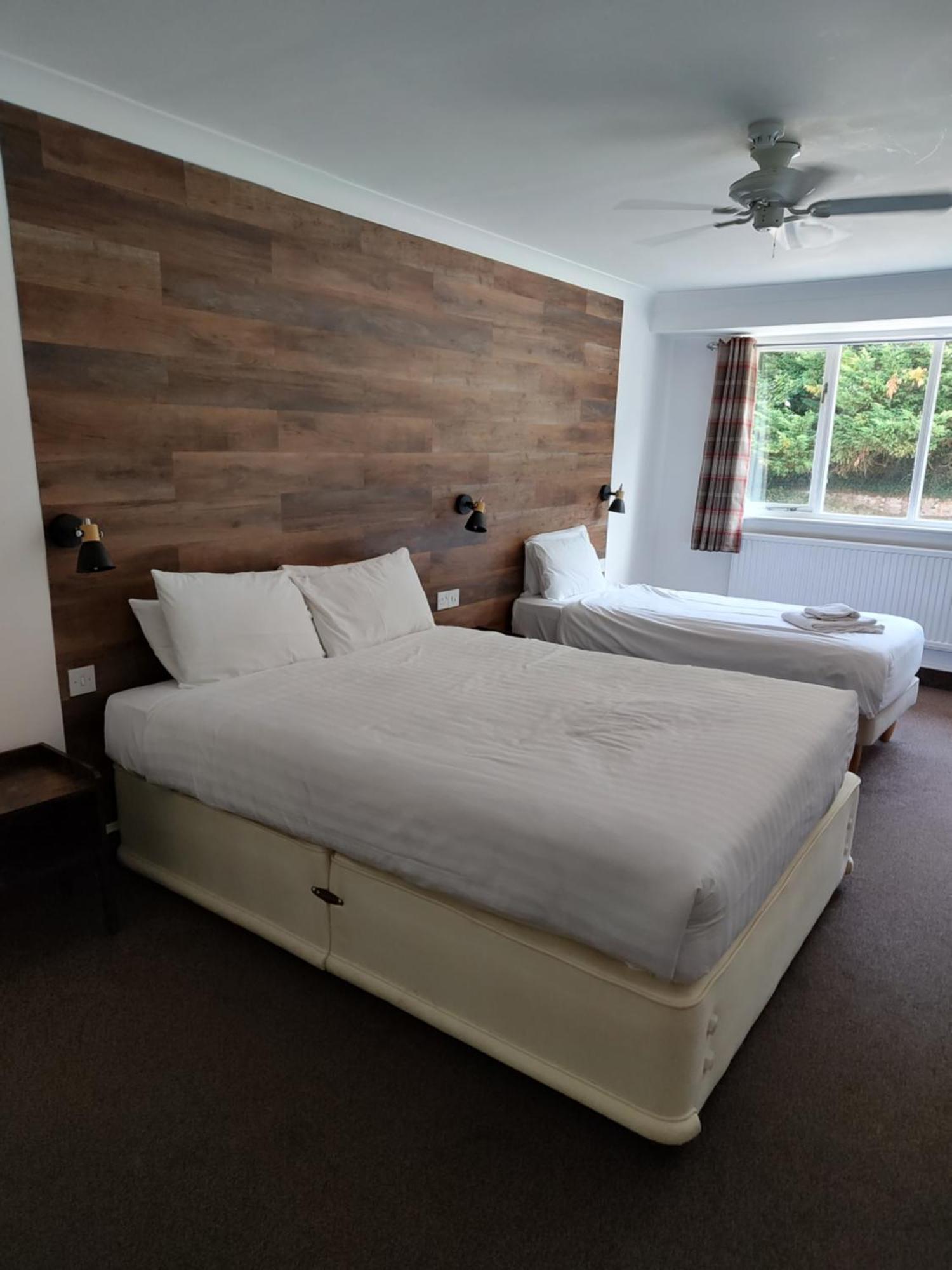 איבשאם The Northwick Arms Hotel מראה חיצוני תמונה