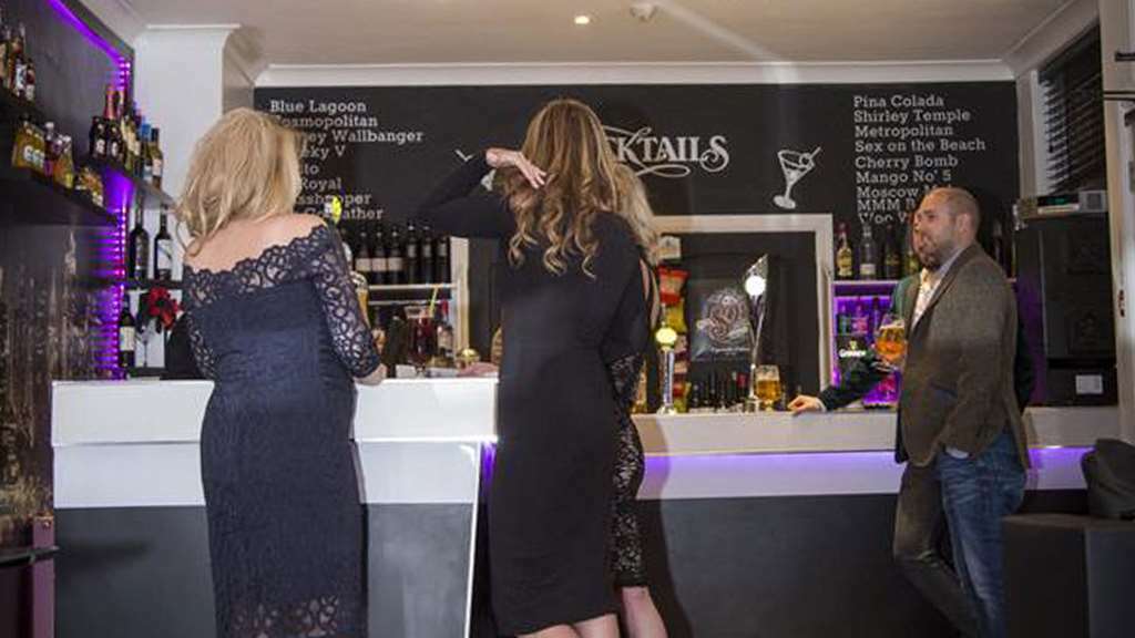 איבשאם The Northwick Arms Hotel מסעדה תמונה